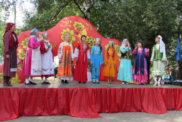 Первый межрегиональный открытый фестиваль национальных культур «Вместе мы Россия»