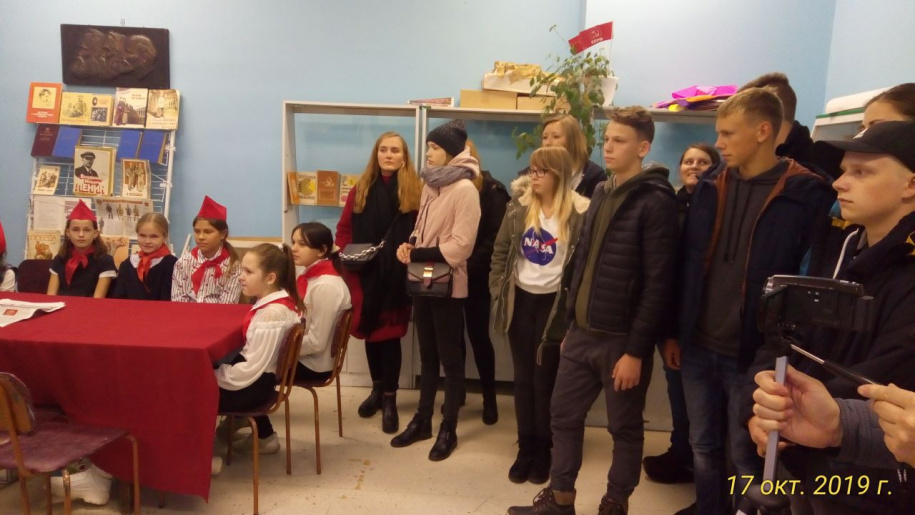 Делегация немецких школьников посетила многофункциональный культурный центр «Марковский»