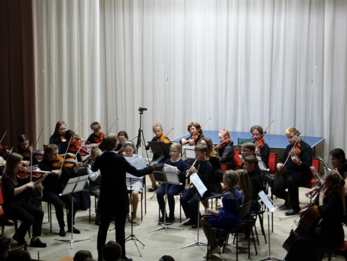 Концерт «ВМЕСТЕ! Киндер сюрприз» в рамках XI международной академии молодых композиторов в Чайковском (0+)